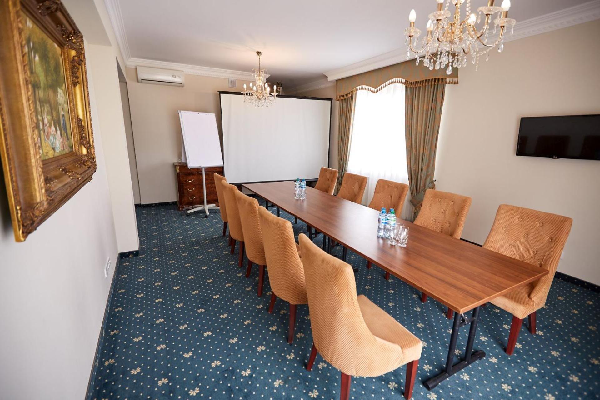 Parisel Palace Centrum Konferencyjno-Wypoczynkowe Klimki Pod Lukowem Bagian luar foto
